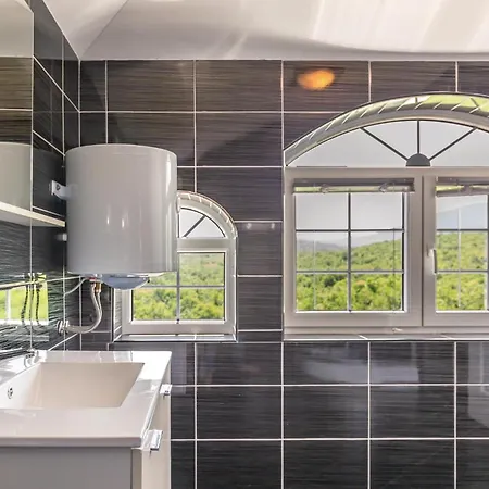 Awesome In Gornje * Podbablje