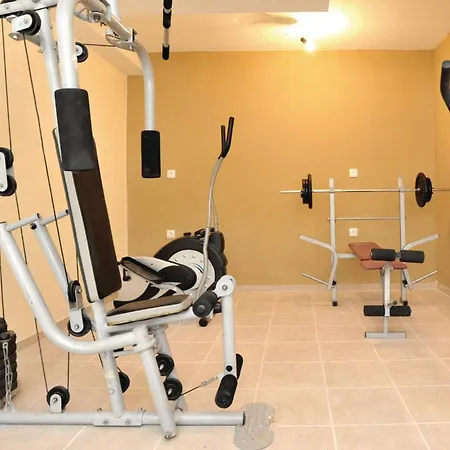 בית נופש Awesome In Gornje *