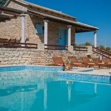 6 Bedroom Gorgeous In Gornje *